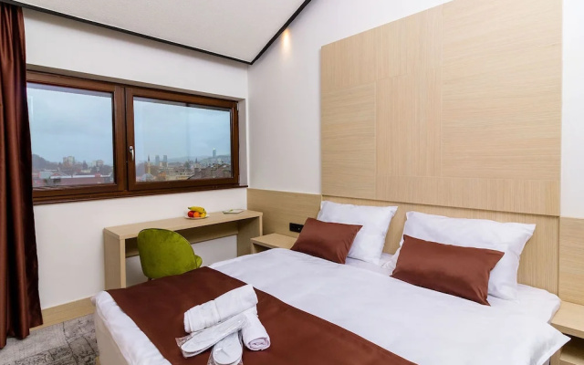 Hotel Boss
