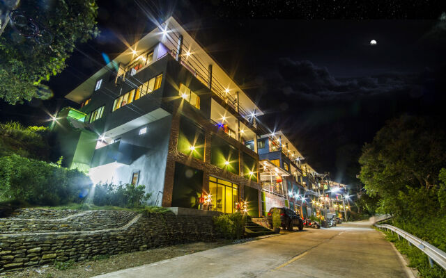 Sky Terrace Boutique Hotel Ланта вид на фасад