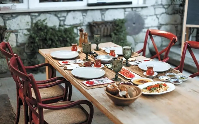 Filizce Alaçatı
