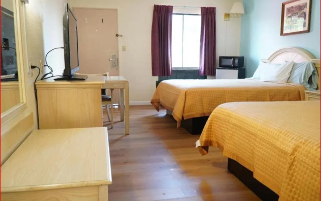 Quality Quarters Inn