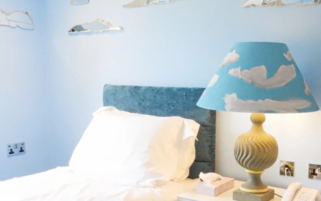 The Lion Hotel