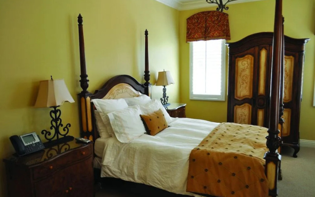 Villa Arden Hills
