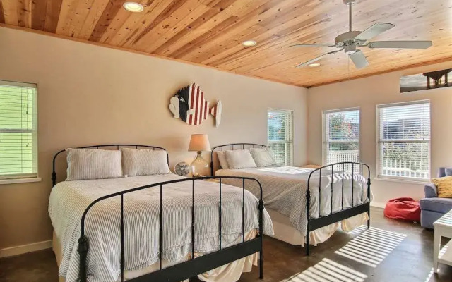 Ruby Redbird Roost by Silver Sands Vacation Rentals