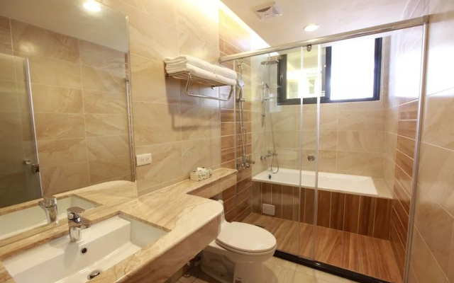 Heyuan B&B