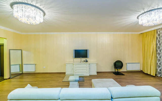 Delux Apartment in Baku Nizami street