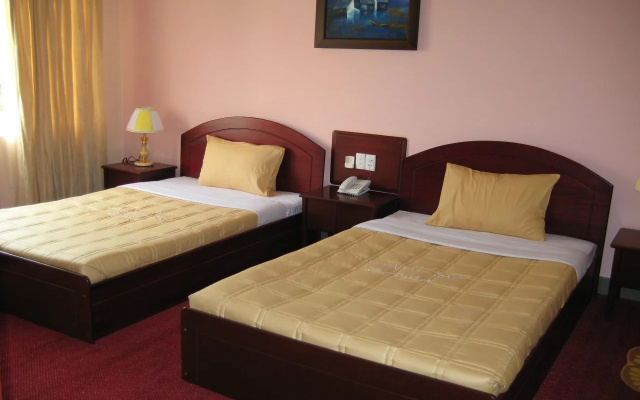 Tan Ha Nam Hotel