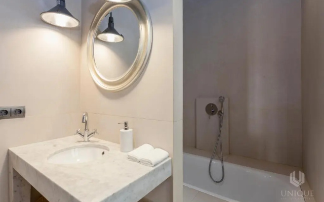 Unique Rentals Luxurious Oasis
