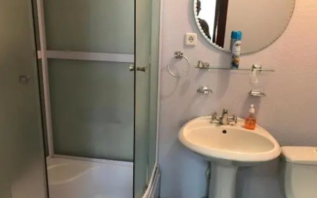 Inn on Bazhova 46