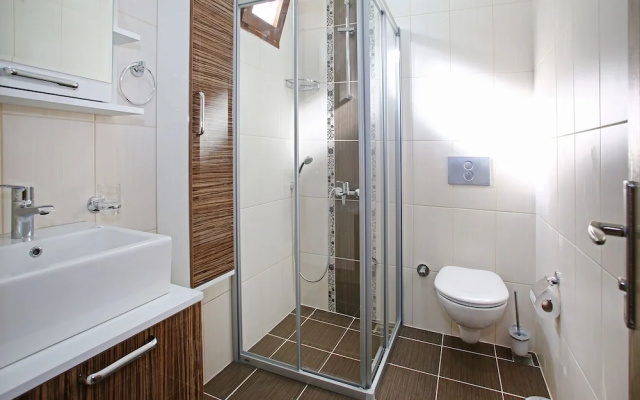 Velena Hotel