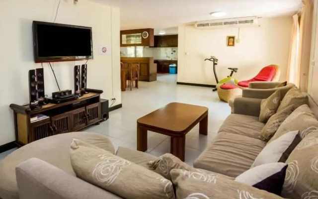 Villa Rosa With Private Pool and Jacuzzi