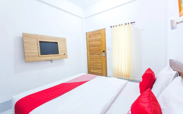 OYO 2408 Bc Inn