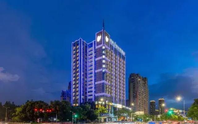 Luochu S Designer Hotel (Ningbo Romon Global Park Branch)