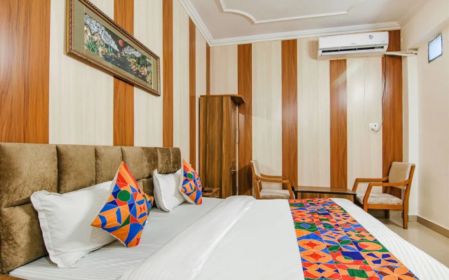 FabExpress Vistara Grand
