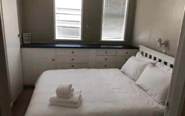 Boulevard Hotel