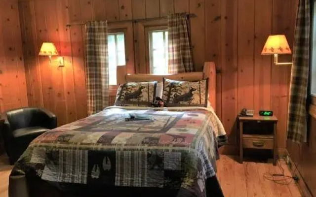 White Pines Inn