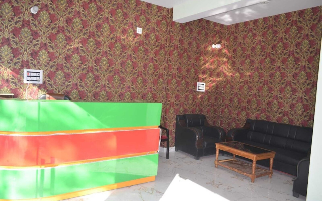 Hotel A.V Priya By GRB