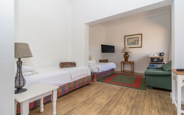 Sandbaai Country House