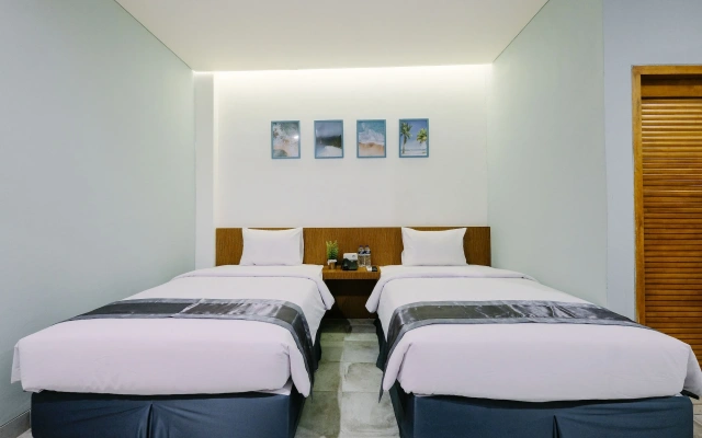 Lopi Hotel