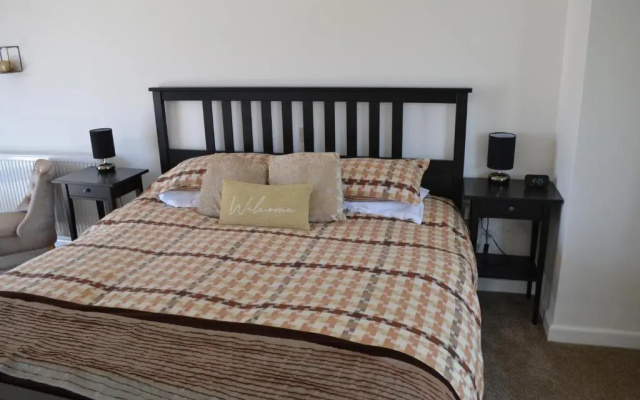 Number 6 - Lytton Tree Lodge, Reydon, Southwold
