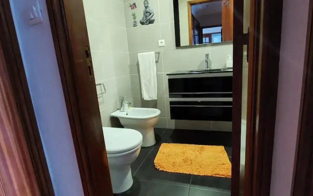 Matosinhos SEA Side 2BD by Vacationy