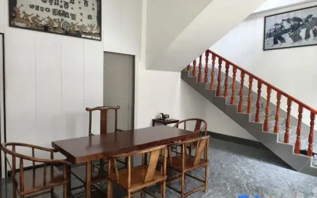 Yai Homestay