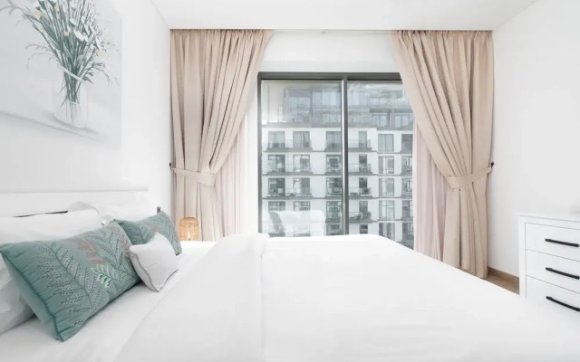 SuperHost - Spacious Apartment With Balcony In Sobha Hartland