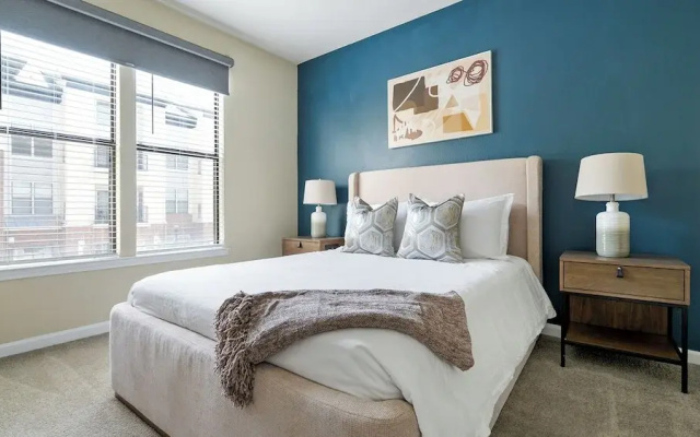 Landing Furnished Apartments - Charlotte Northlake