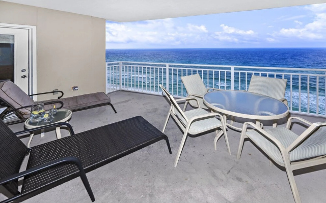 Emerald Beach 1525 - 229683