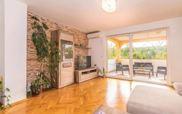 Awesome Home in Polje With 2 Bedrooms and Wifi