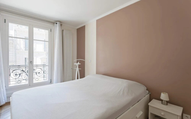 Family Apartment in the Heart of Paris