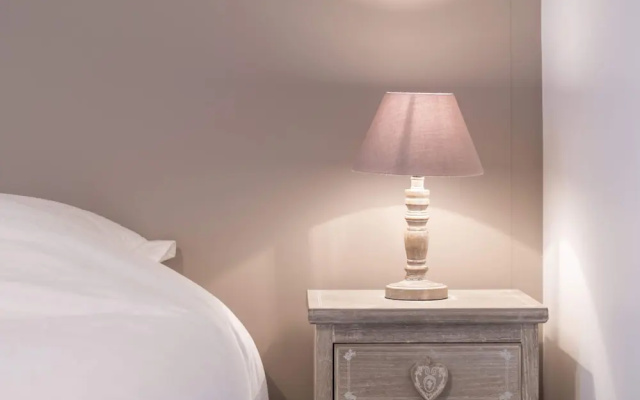 Les Deux Rives - Appartement Confortable Avec Place de Parking