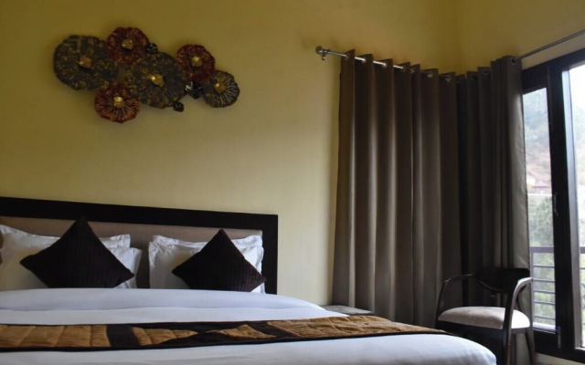 Pinewood Manor Kasauli