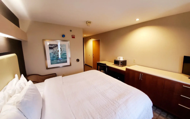 Americas Best Value Inn & Suites Racine