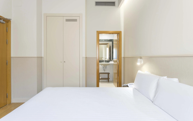 Terrassa Confort Hotel