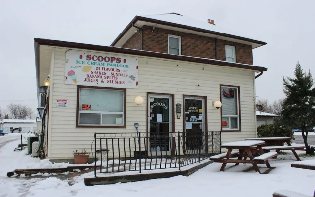 Pine Ridge Motel