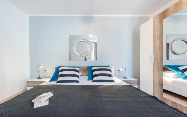 Apartments Made 4U