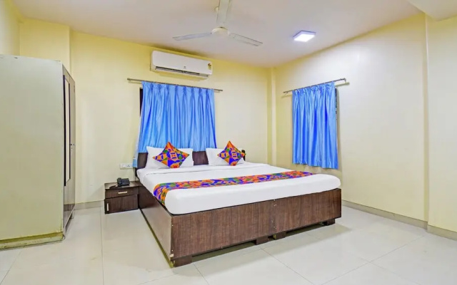 Fabhotel Executive pearl Inn - Nr Twin tower