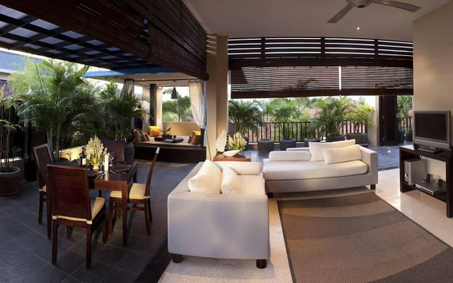 Alam Warna Villas
