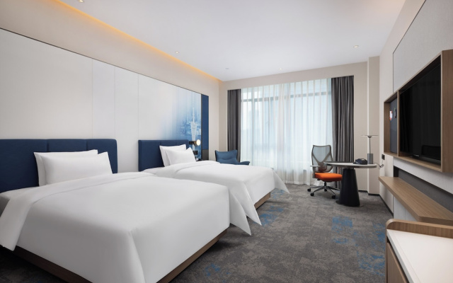 Hampton by Hilton Guangzhou Xintang Railway Station