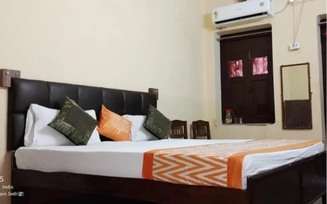Hotel Gokul Grand