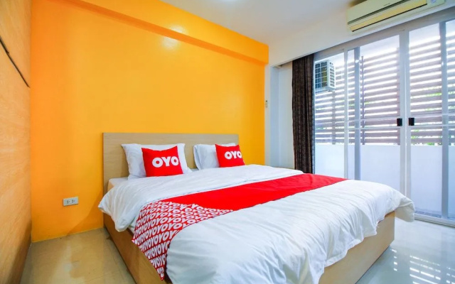 OYO 405 Ruan Plaisoi Apartment