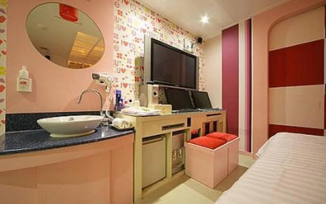 Ezen Hotel