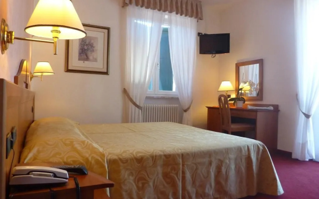 Hotel Lucia