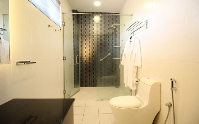 Kenangan Bungalow Resort Villa
