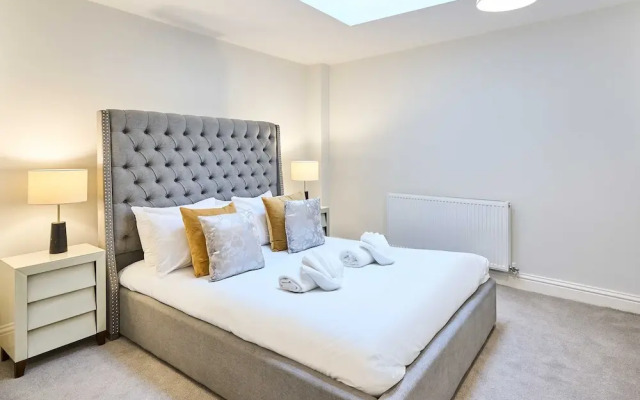 Host Stay Albert House