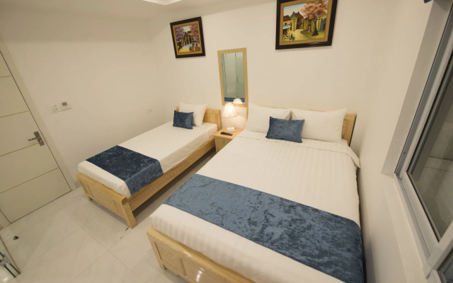 Hanoi Holiday Center Hotel