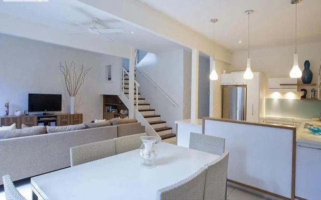Little Cove Townhouse 9 Pandanus Street 14
