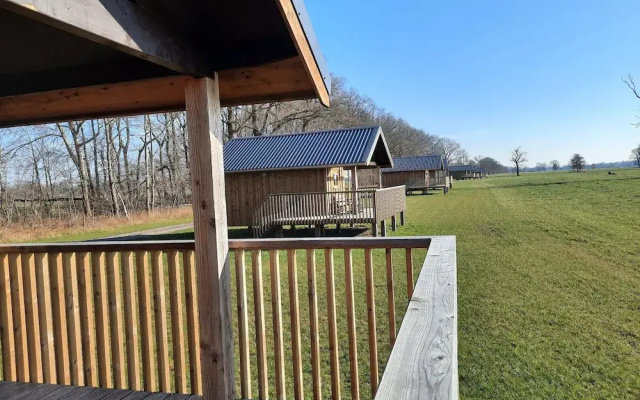 Lodge by Dutch Meadows With Scenic Veranda