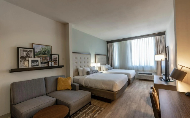 St Charles Coach House, an Ascend Collection Hotel