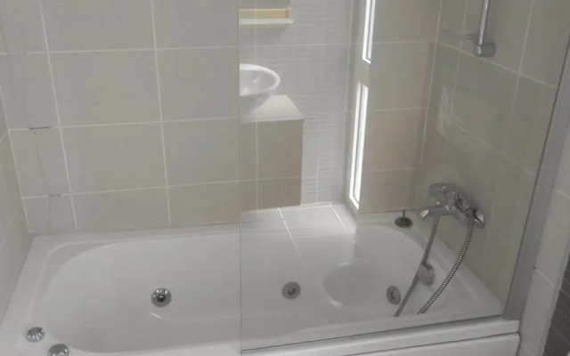 Novron Villas B3